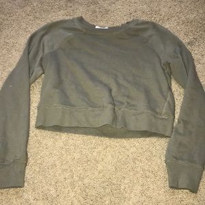 Green cropped crew neck